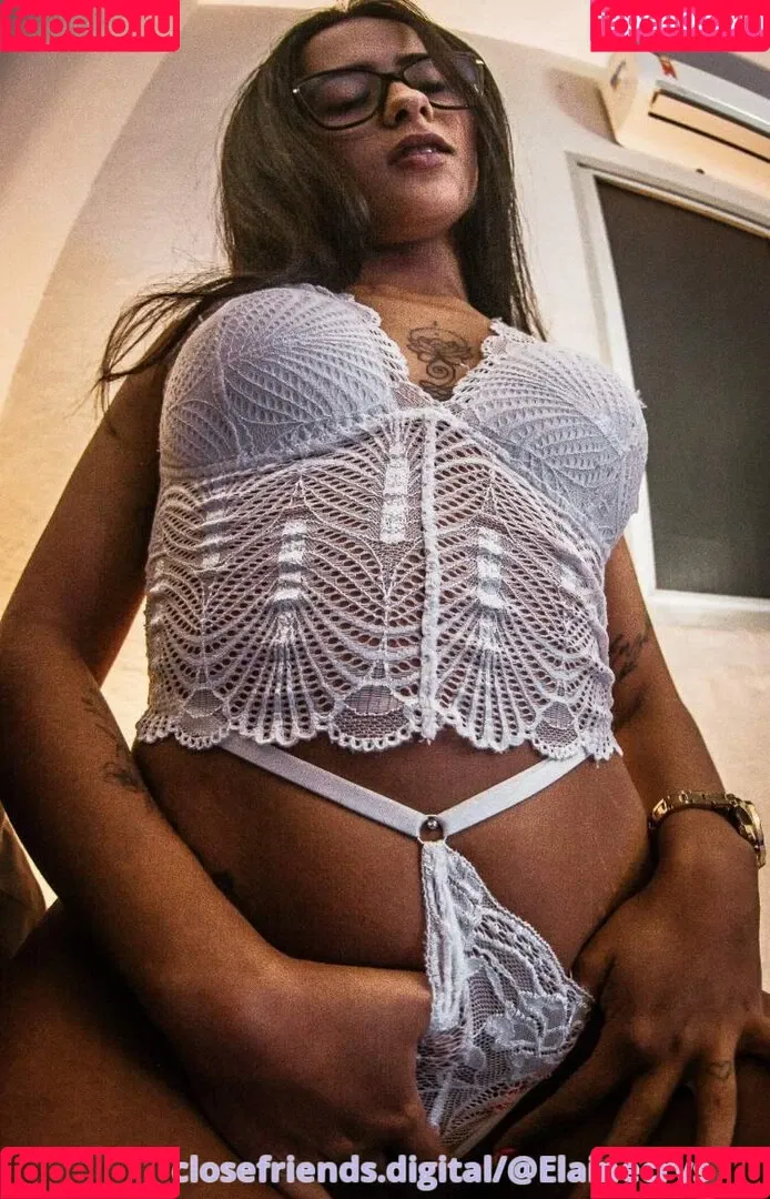 ElaineCrys Onlyfans Photo Gallery 
