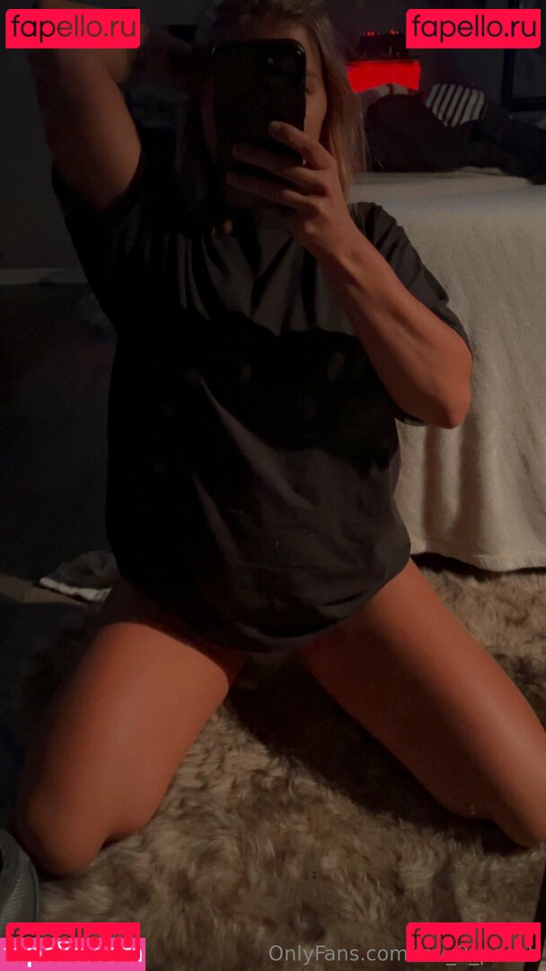 fav_fl_peach Nude Onlyfans Photo 15