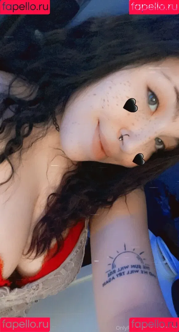 coralinebb Onlyfans Photo Gallery 