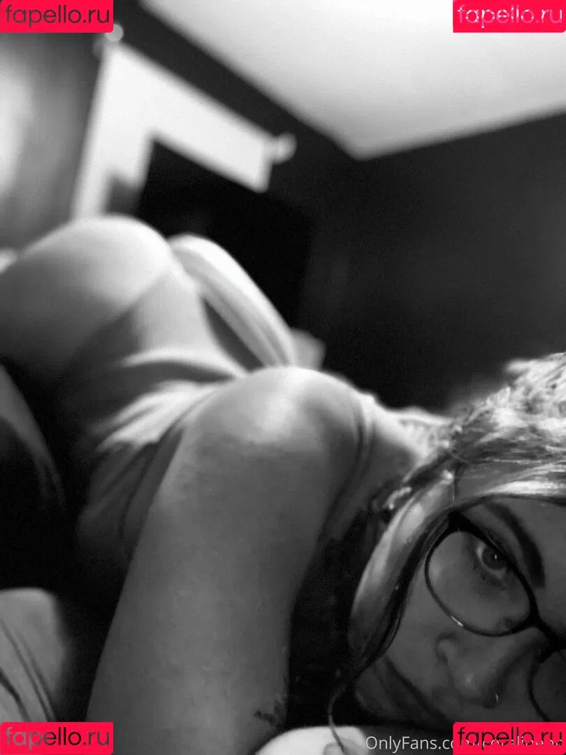 coralinebb Onlyfans Photo Gallery 