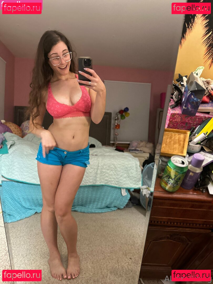 ALibraRising / TheAveryOConnor Nude Onlyfans Photo 8