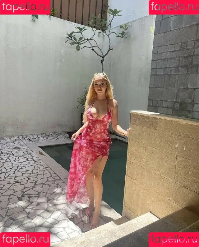 Willow Jade Onlyfans Photo Gallery 