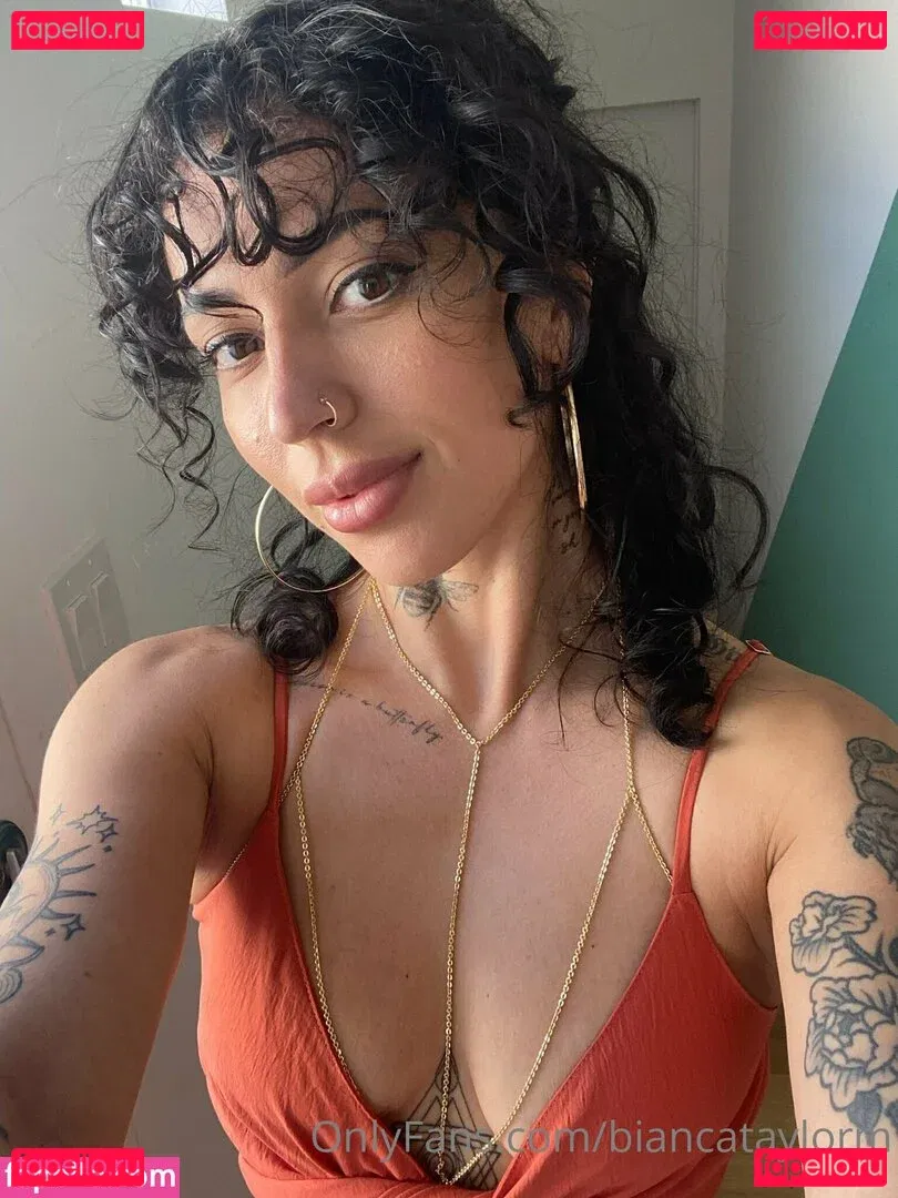 biancataylorm Onlyfans Photo Gallery 