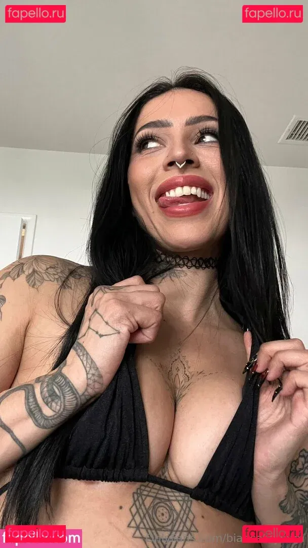 biancataylorm Onlyfans Photo Gallery 