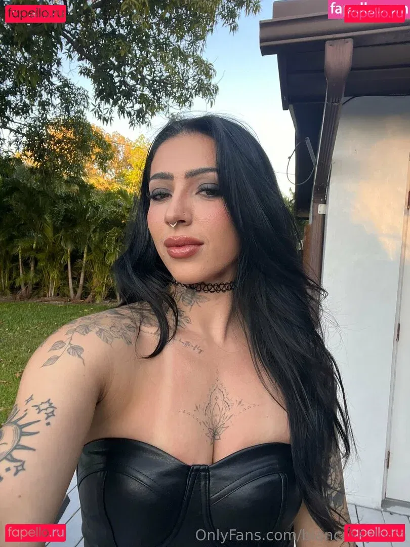 biancataylorm Onlyfans Photo Gallery 