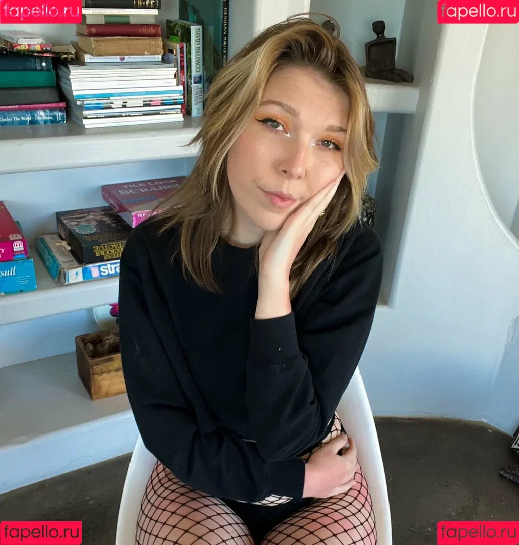 ElainaExe Onlyfans Photo Gallery 