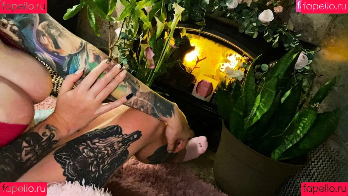 Krisp Lee Onlyfans Photo Gallery 