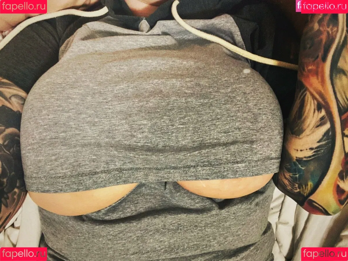 Krisp Lee Onlyfans Photo Gallery 