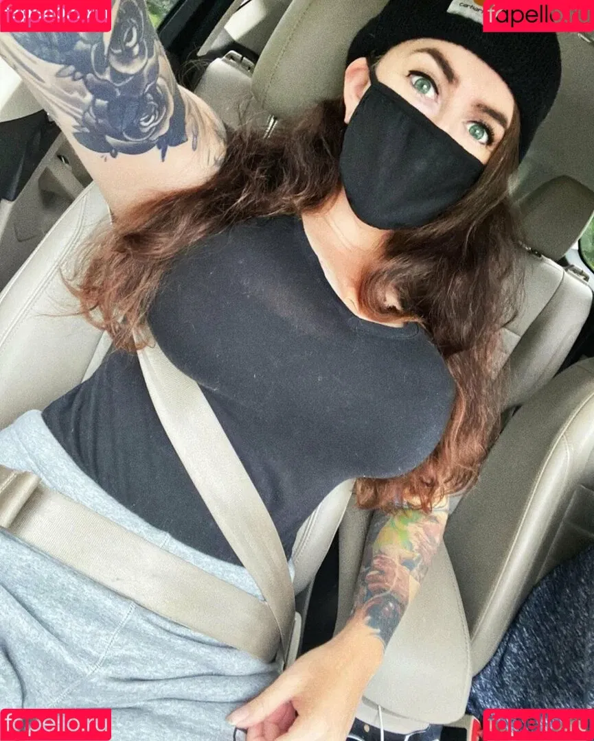 Krisp Lee Onlyfans Photo Gallery 