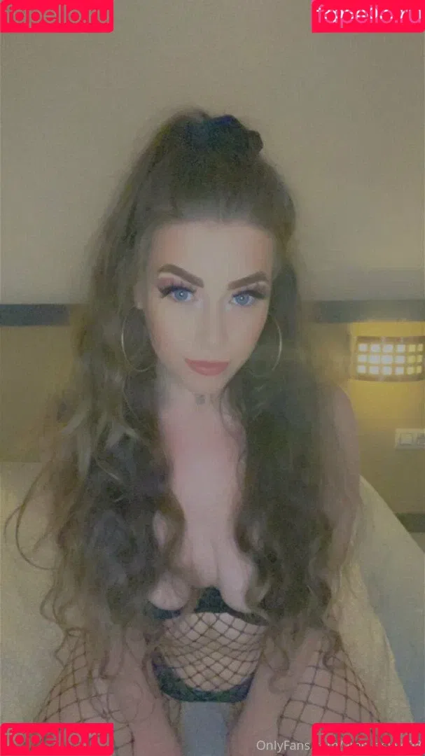 ameliaskye98 Onlyfans Photo Gallery 