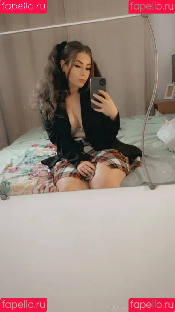 ameliaskye98 Onlyfans Photo Gallery 