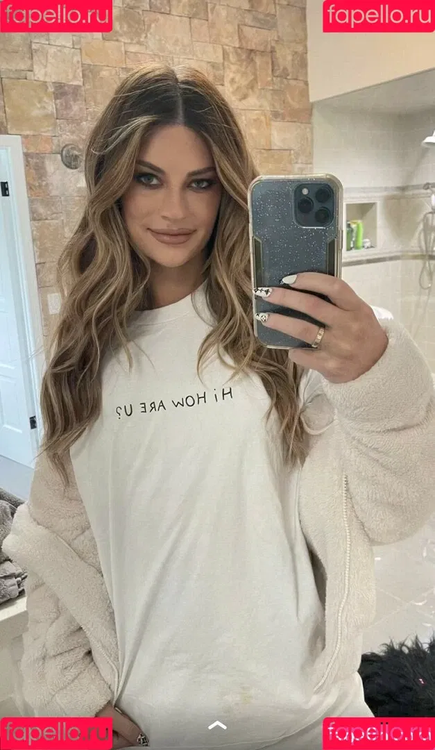 Hannah Stocking Onlyfans Photo Gallery 