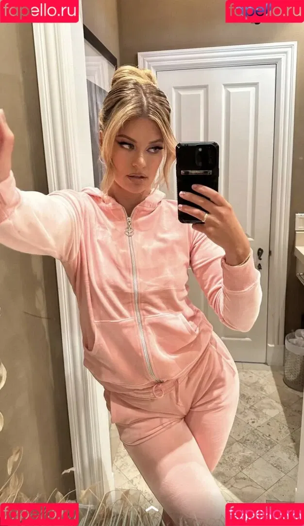 Hannah Stocking Onlyfans Photo Gallery 