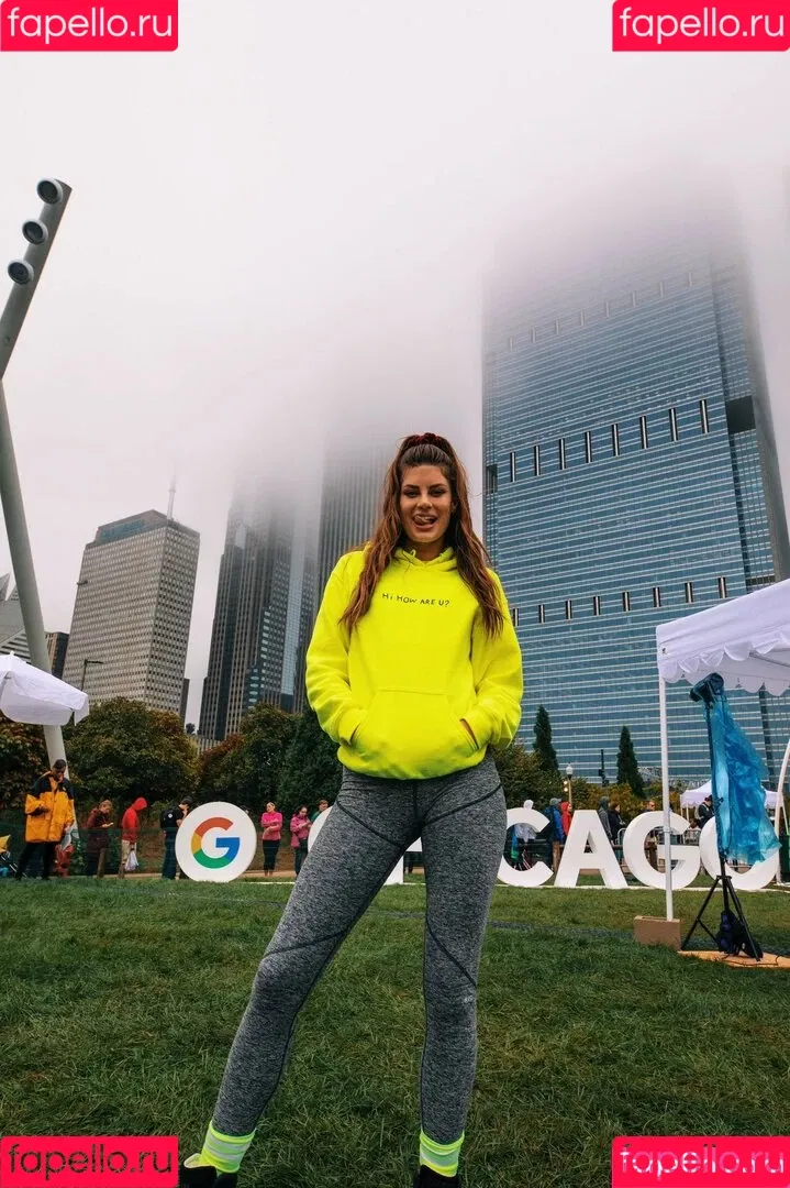 Hannah Stocking Onlyfans Photo Gallery 