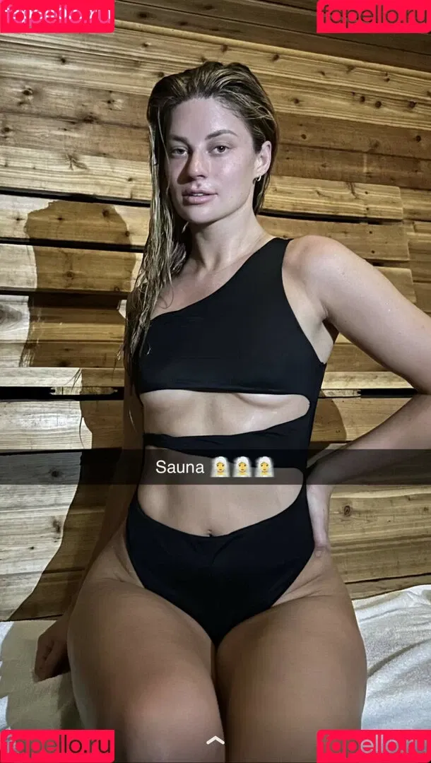 Hannah Stocking Onlyfans Photo Gallery 
