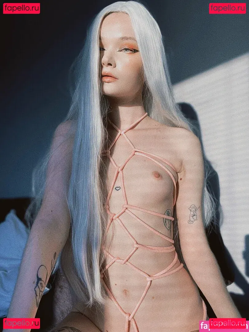 Molly_cemma Onlyfans Photo Gallery 