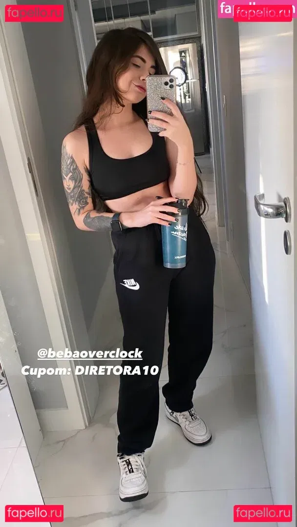 Nicole Diretora Onlyfans Photo Gallery 