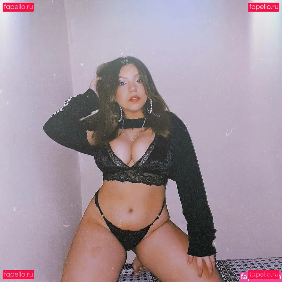 Nayara Maria Onlyfans Photo Gallery 