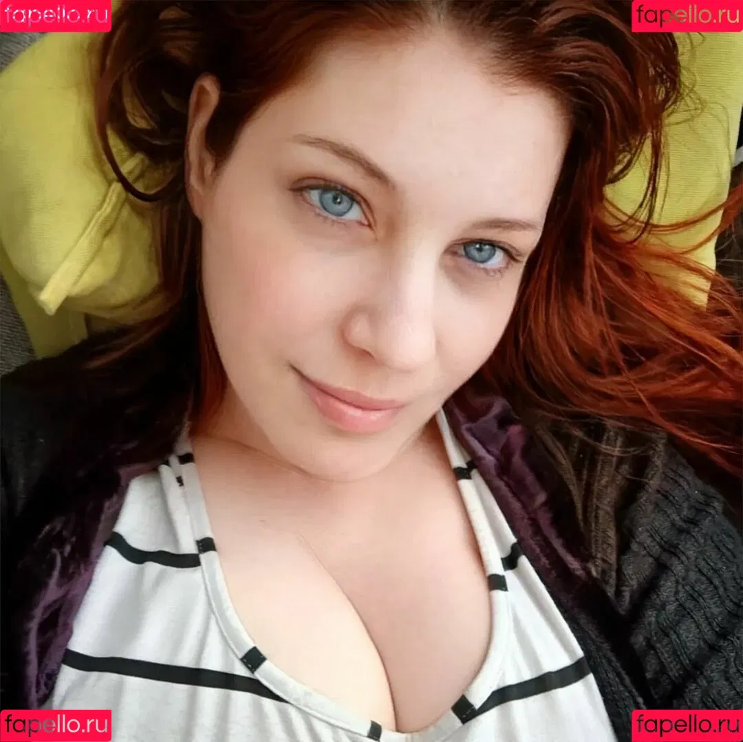 RedheadAnne Onlyfans Photo Gallery 