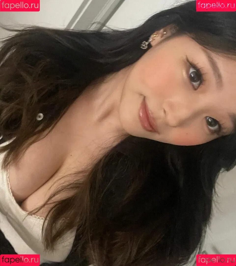 Hyoon Onlyfans Photo Gallery 
