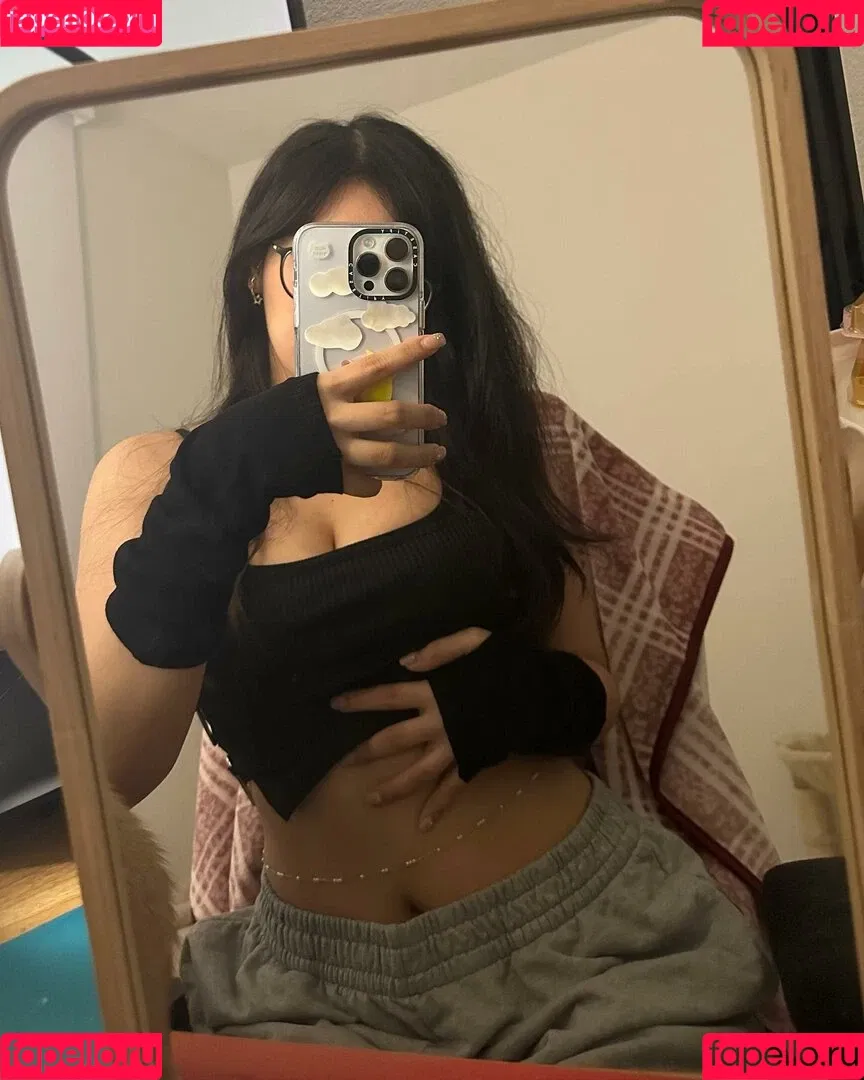 Hyoon Onlyfans Photo Gallery 