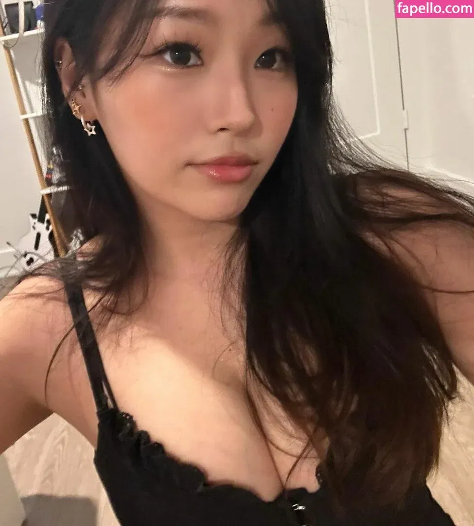 Hyoon Onlyfans Photo Gallery 