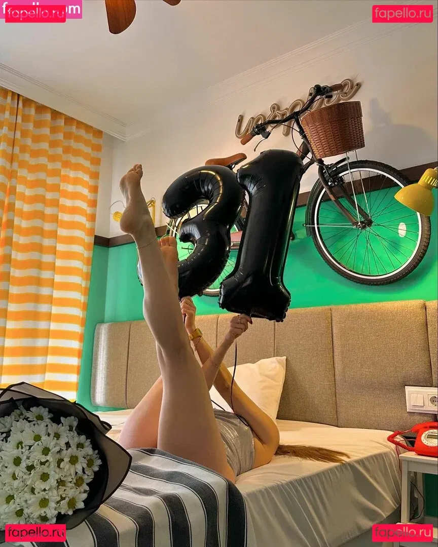 Merve Elmas Onlyfans Photo Gallery 