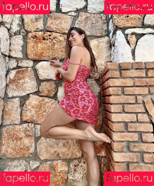 Merve Elmas Onlyfans Photo Gallery 