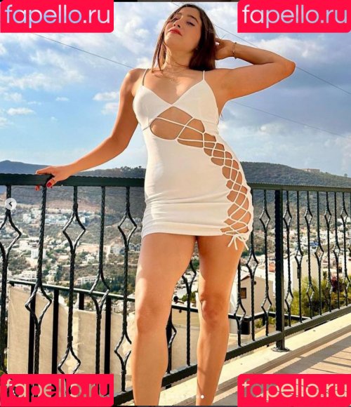 Merve Elmas Onlyfans Photo Gallery 