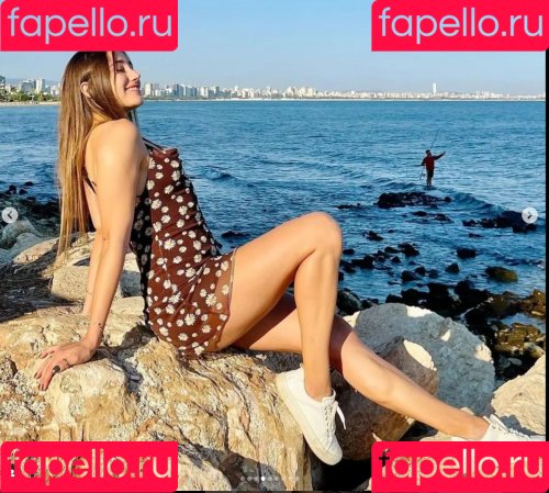 Merve Elmas Onlyfans Photo Gallery 