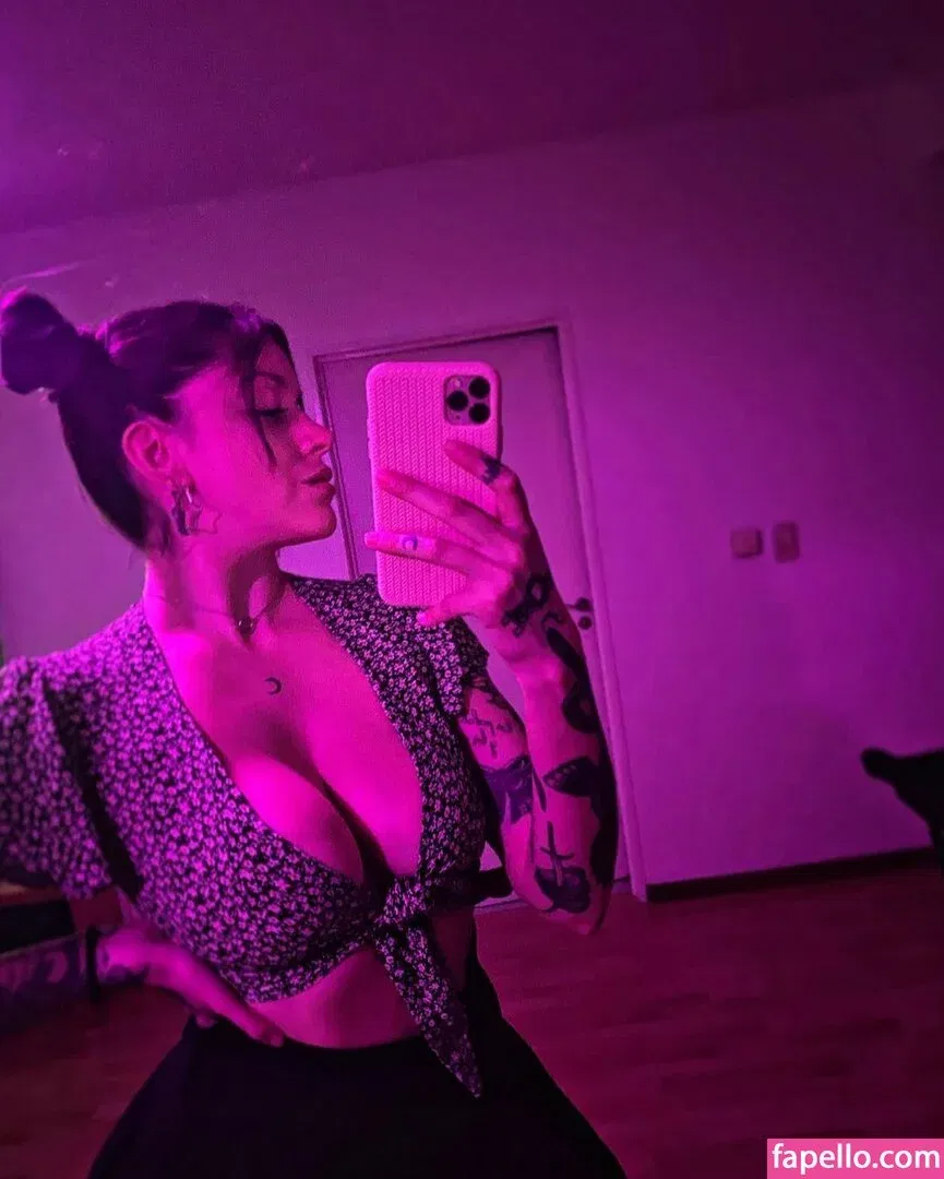 Vicky Massironi Onlyfans Photo Gallery 