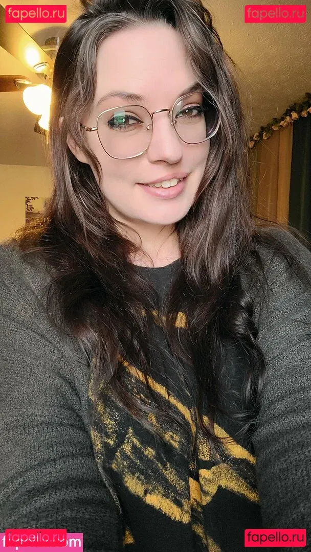 lilahvale Onlyfans Photo Gallery 