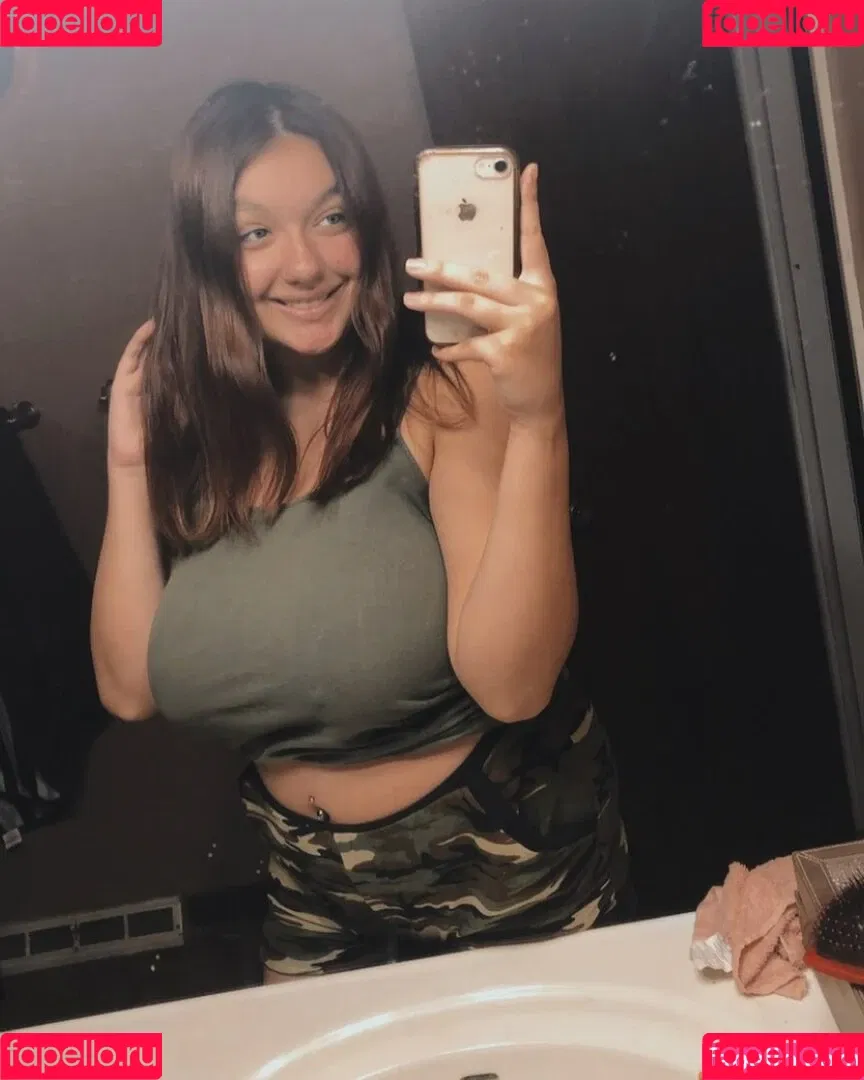 Shayla Ceccardi Onlyfans Photo Gallery 