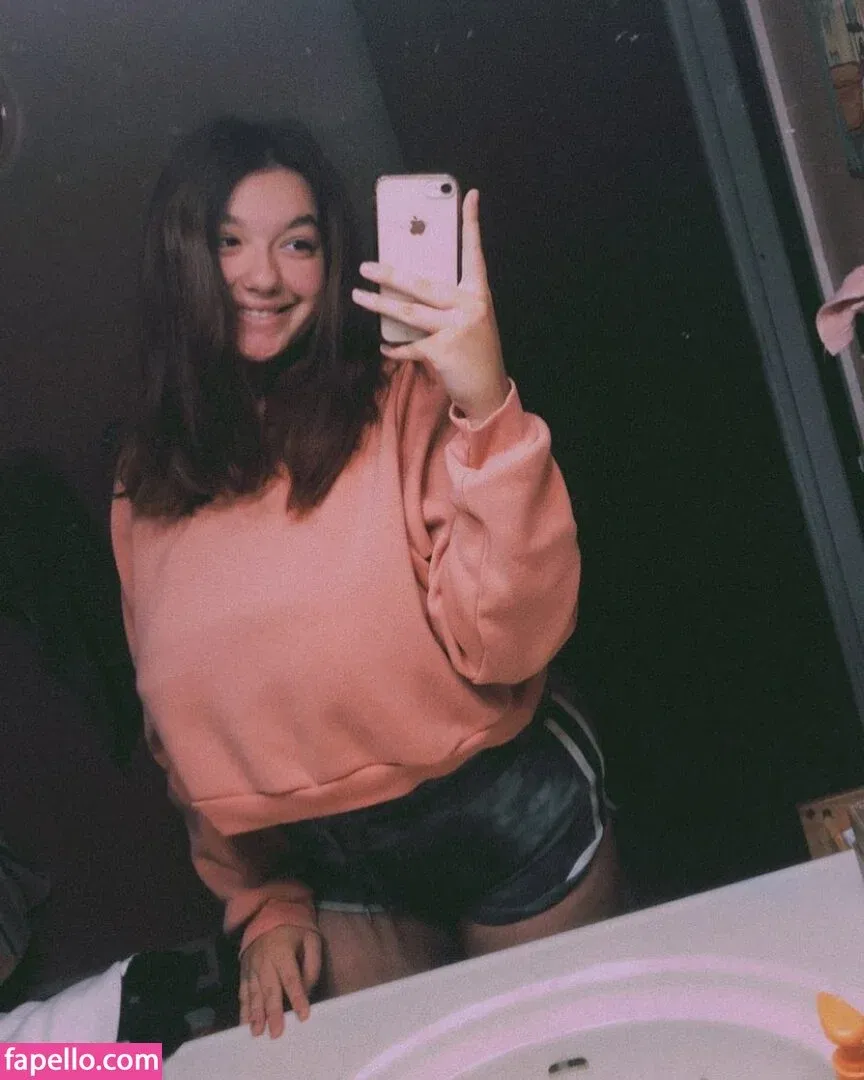 Shayla Ceccardi Onlyfans Photo Gallery 