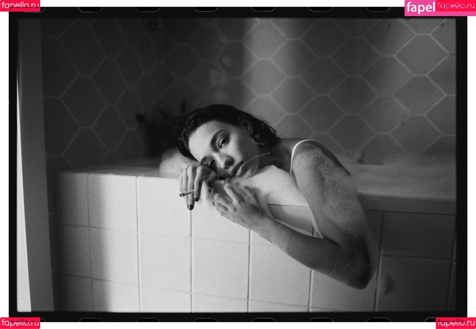 Ella Flare Onlyfans Photo Gallery 