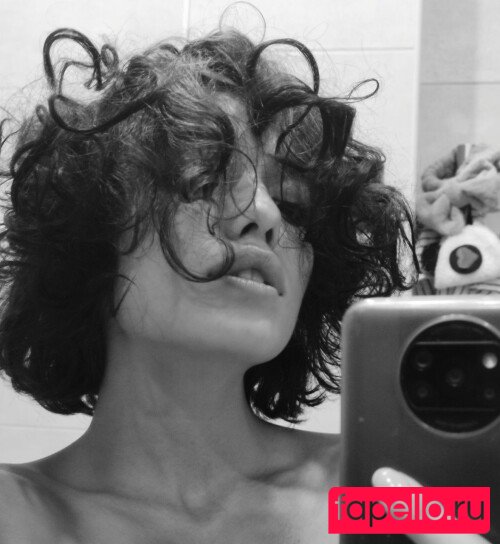 Ella Flare Nude Onlyfans Photo 45