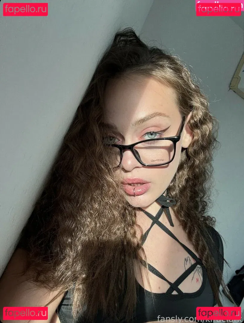 KiraClark Onlyfans Photo Gallery 