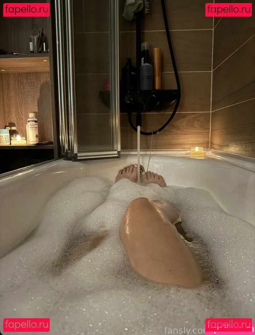 KiraClark Onlyfans Photo Gallery 