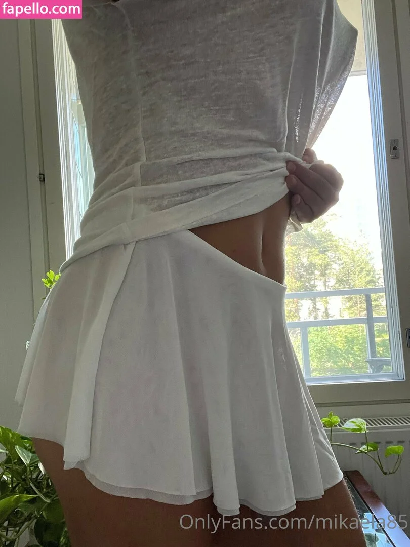 mikaela85 Onlyfans Photo Gallery 