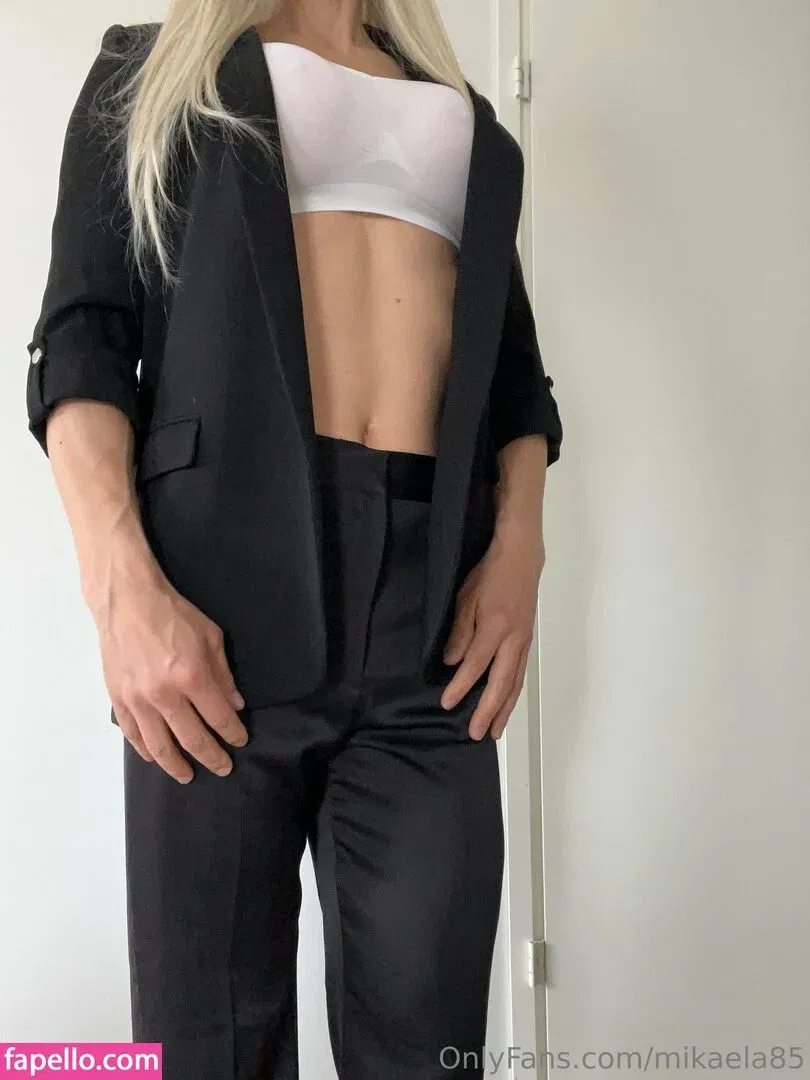 mikaela85 Onlyfans Photo Gallery 