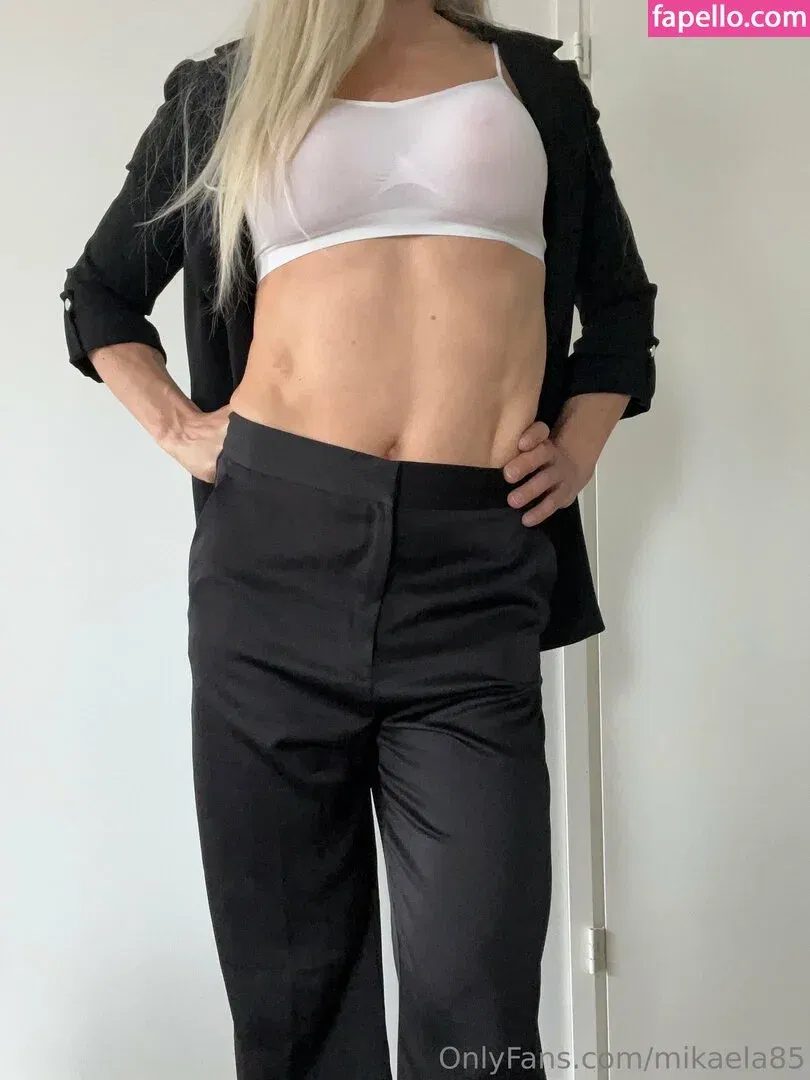 mikaela85 Onlyfans Photo Gallery 