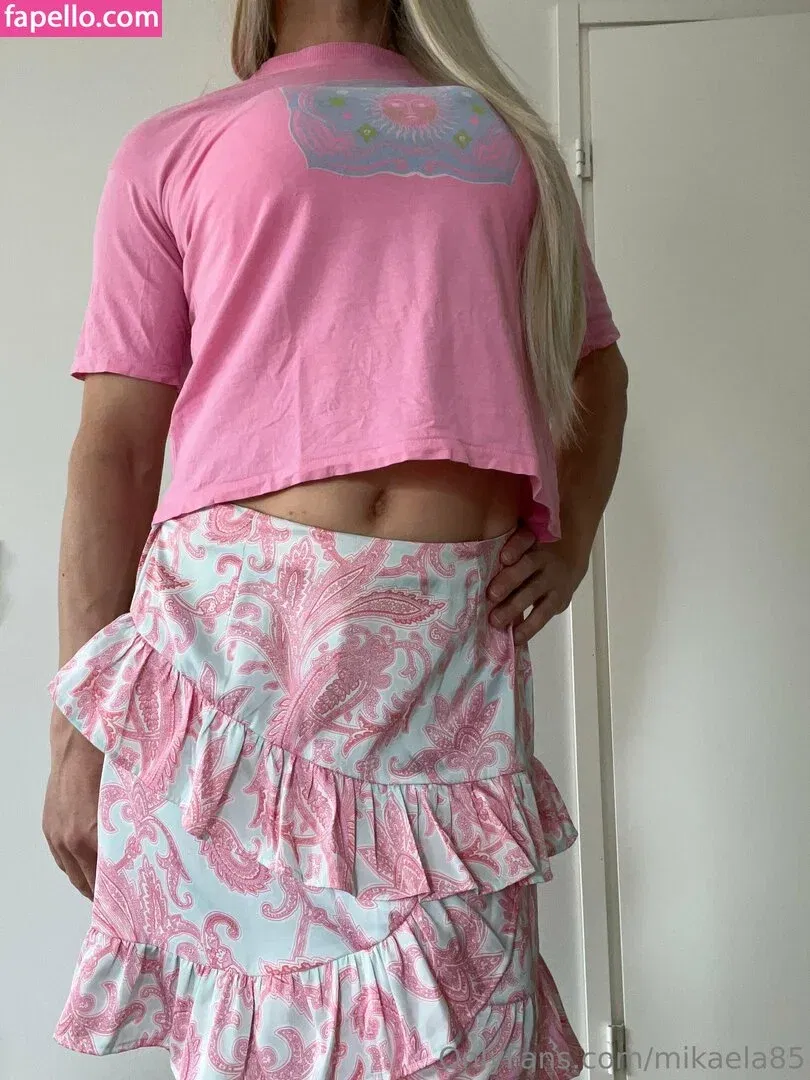 mikaela85 Onlyfans Photo Gallery 