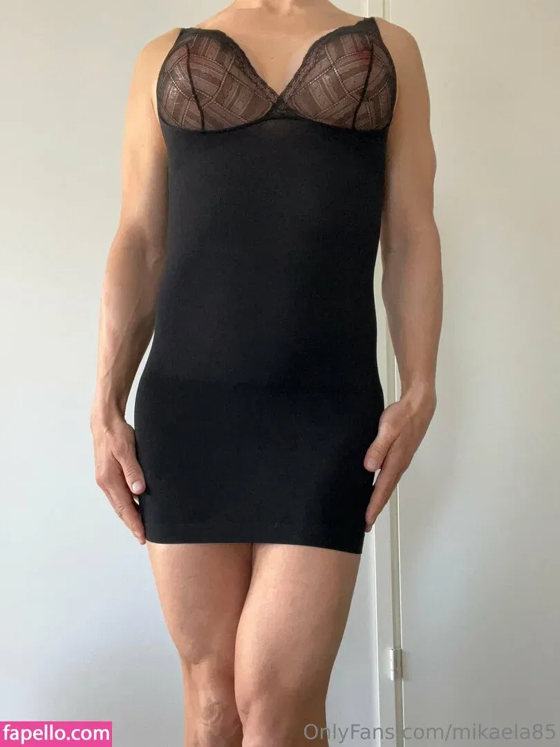 mikaela85 Onlyfans Photo Gallery 