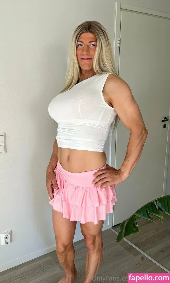 mikaela85 Onlyfans Photo Gallery 