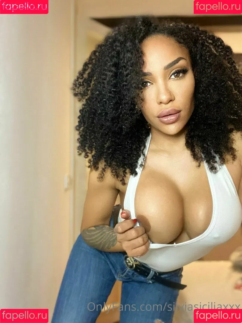 silviasiciliaxxx Onlyfans Photo Gallery 