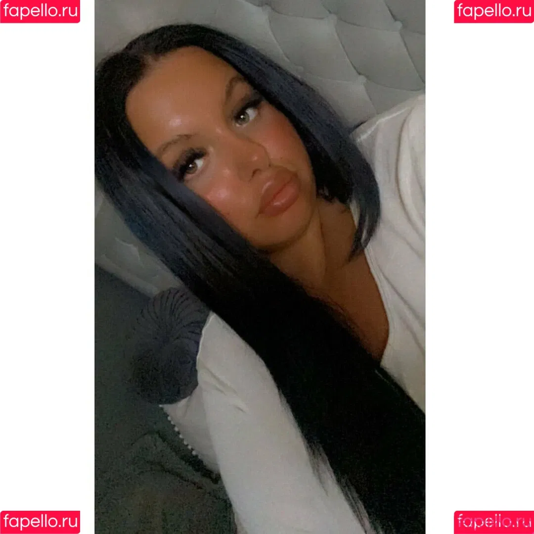 meg_bxxx Onlyfans Photo Gallery 