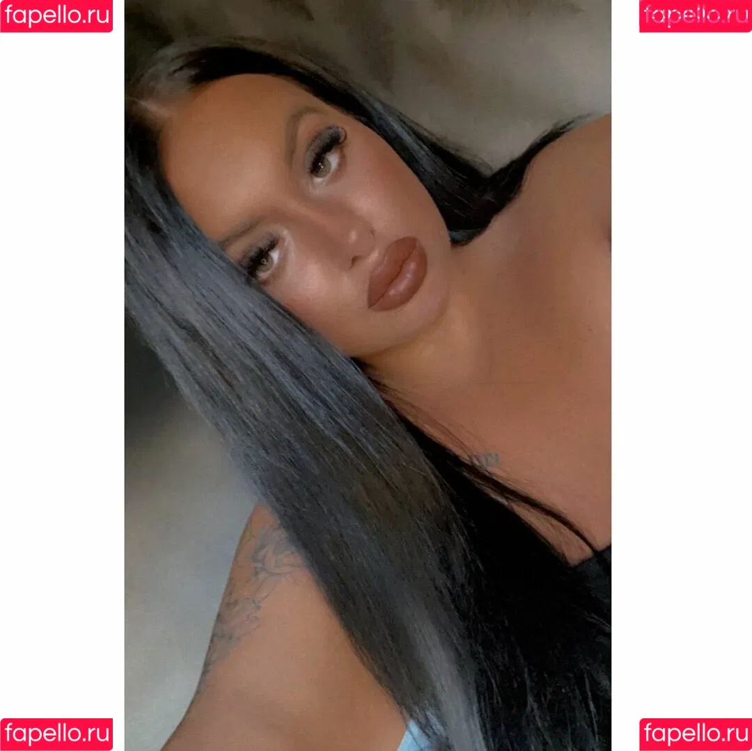 meg_bxxx Onlyfans Photo Gallery 