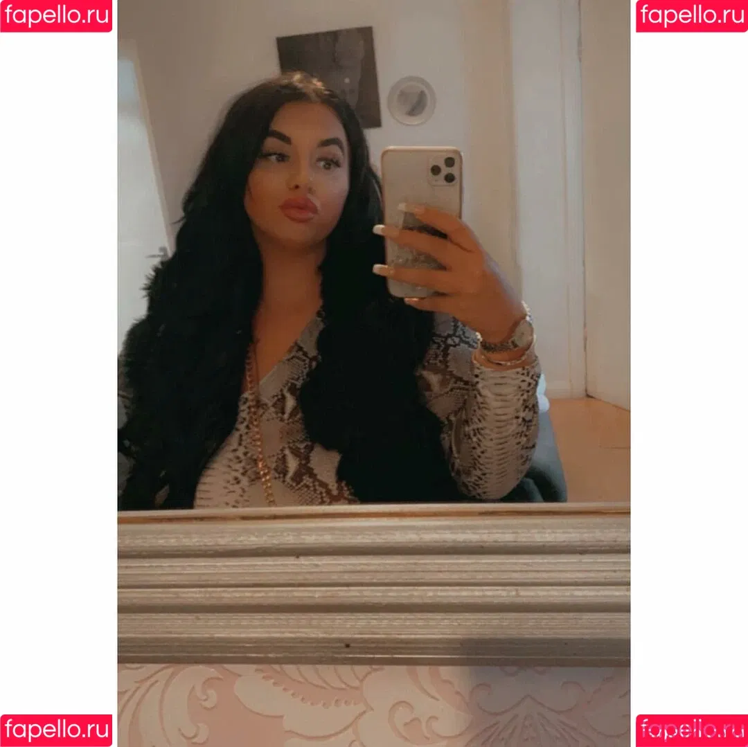 meg_bxxx Onlyfans Photo Gallery 