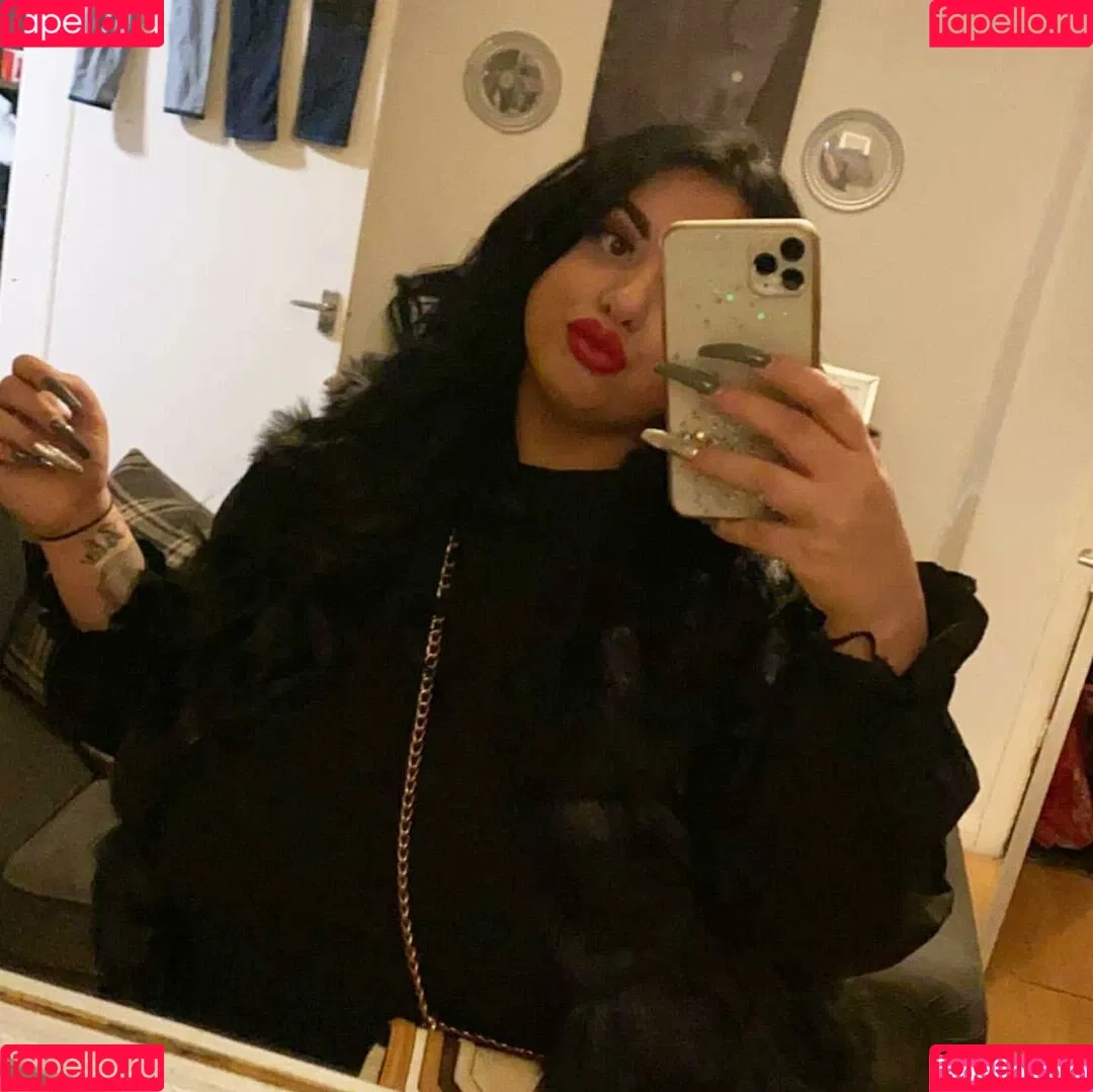 meg_bxxx Onlyfans Photo Gallery 