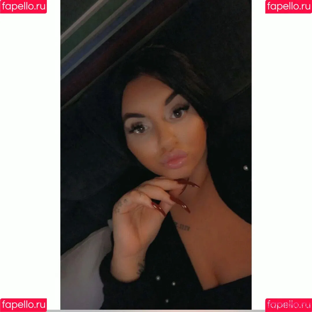 meg_bxxx Onlyfans Photo Gallery 